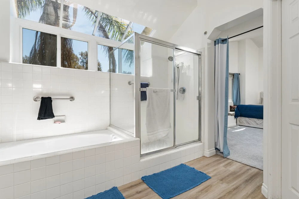 realign home - bathroom 1